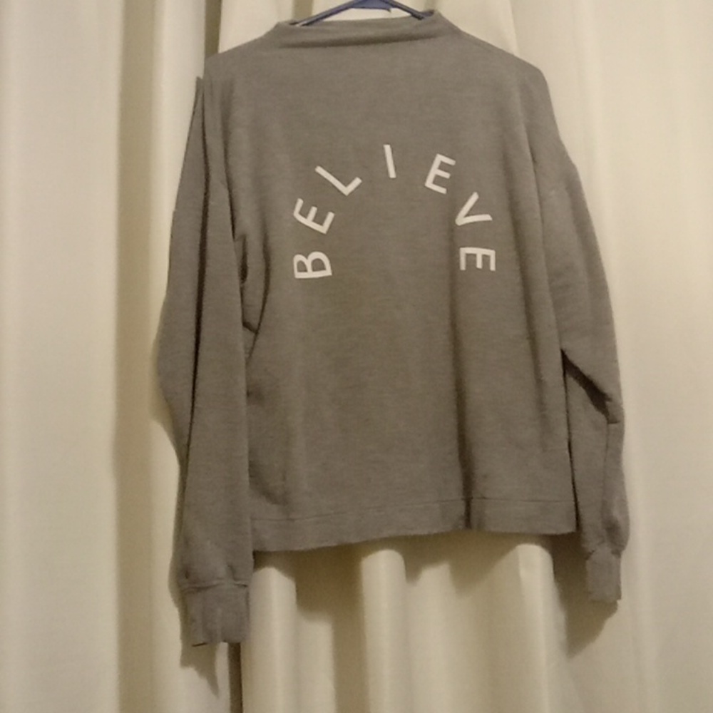Woman's shirt